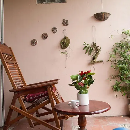 Kota'S House Homestay Hue Exterior photo
